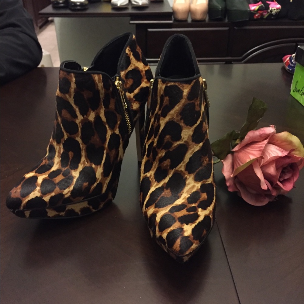 Jessica Simpson Leopard ankle boots